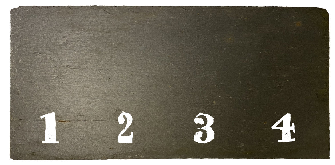 Skiferplade med tal 1-2-3-4- brug den som en nem advents krans. MoodTiles