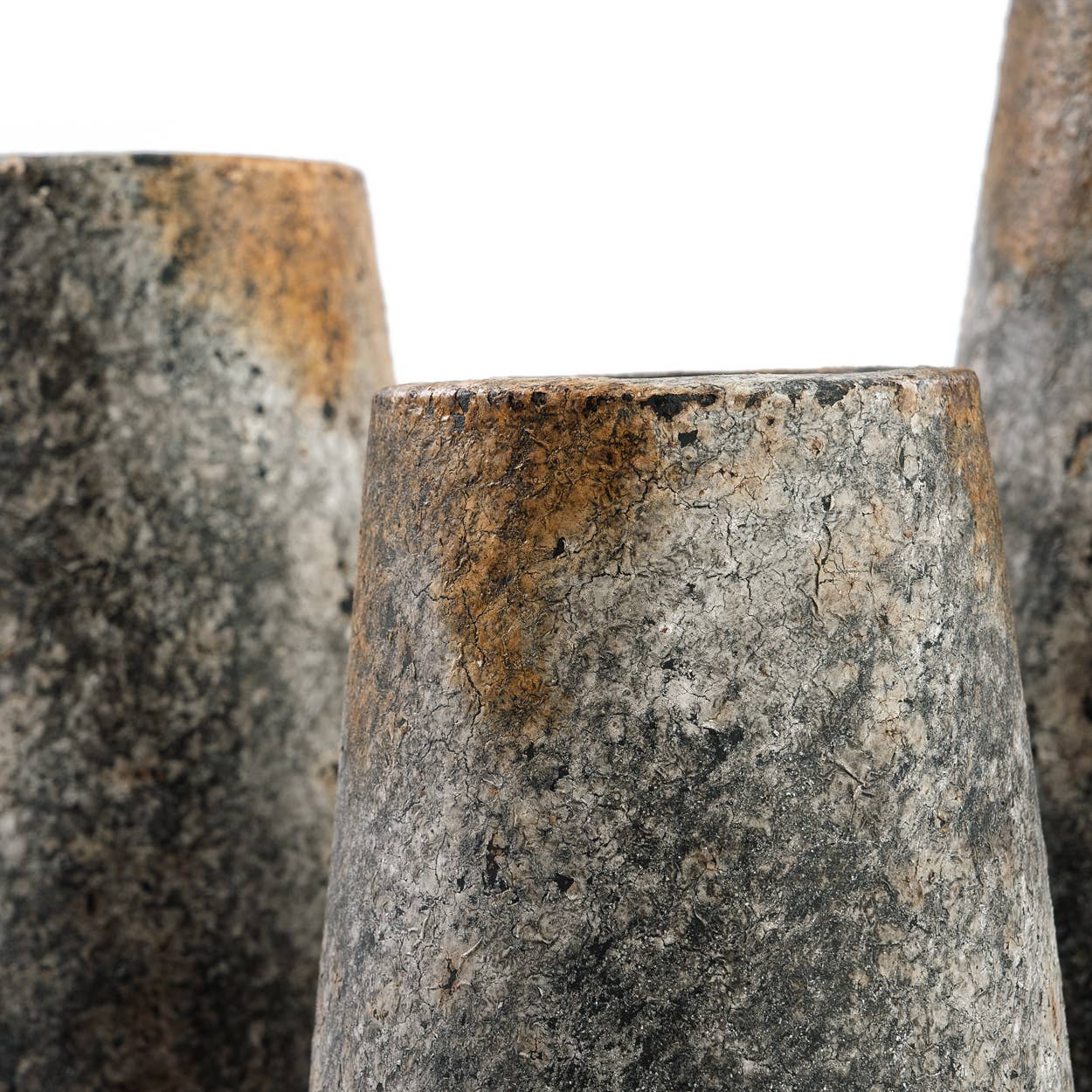 Den Uhyggelige Vase - Antik Grå - L - MoodTiles